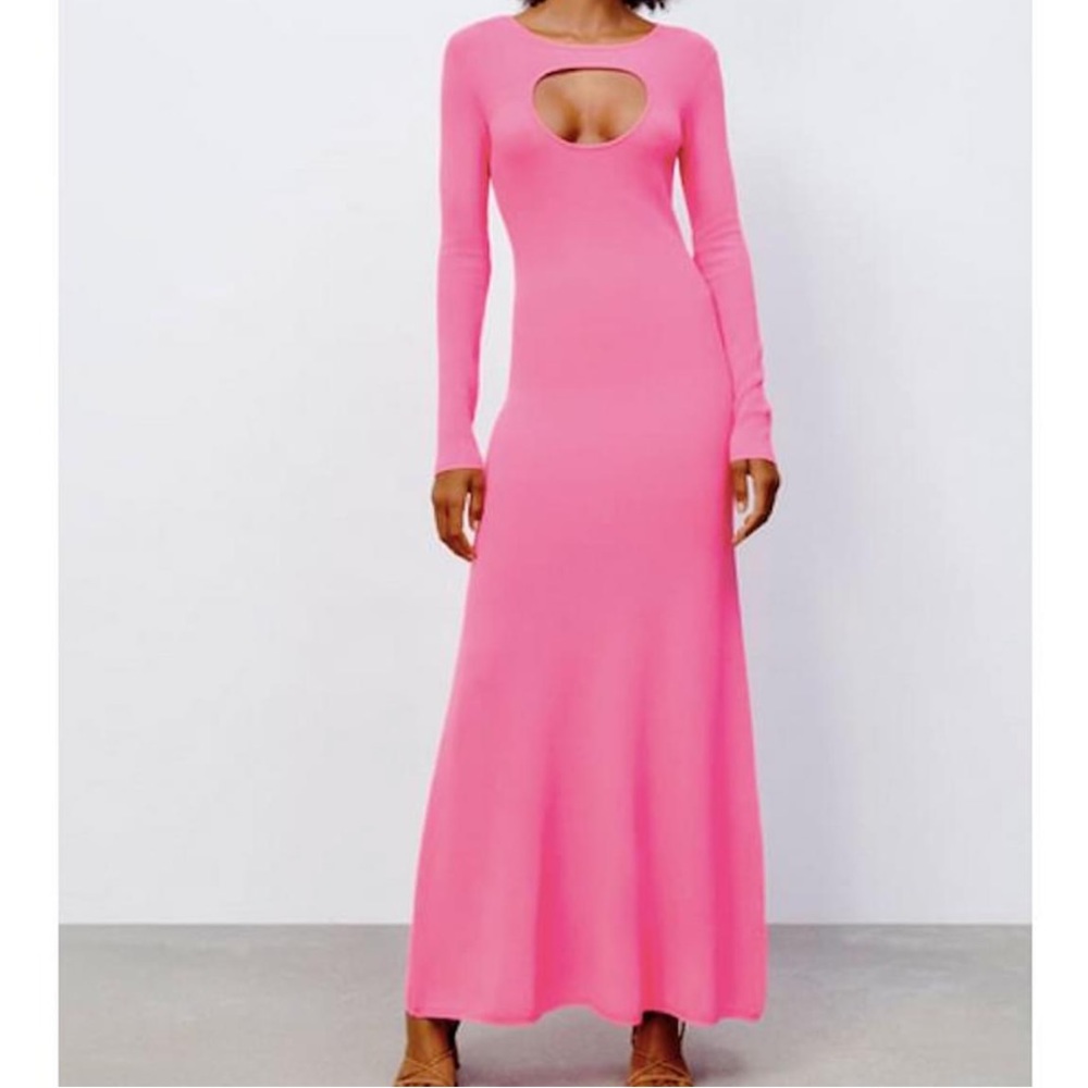 Zara pink knit midi dress with keyhole